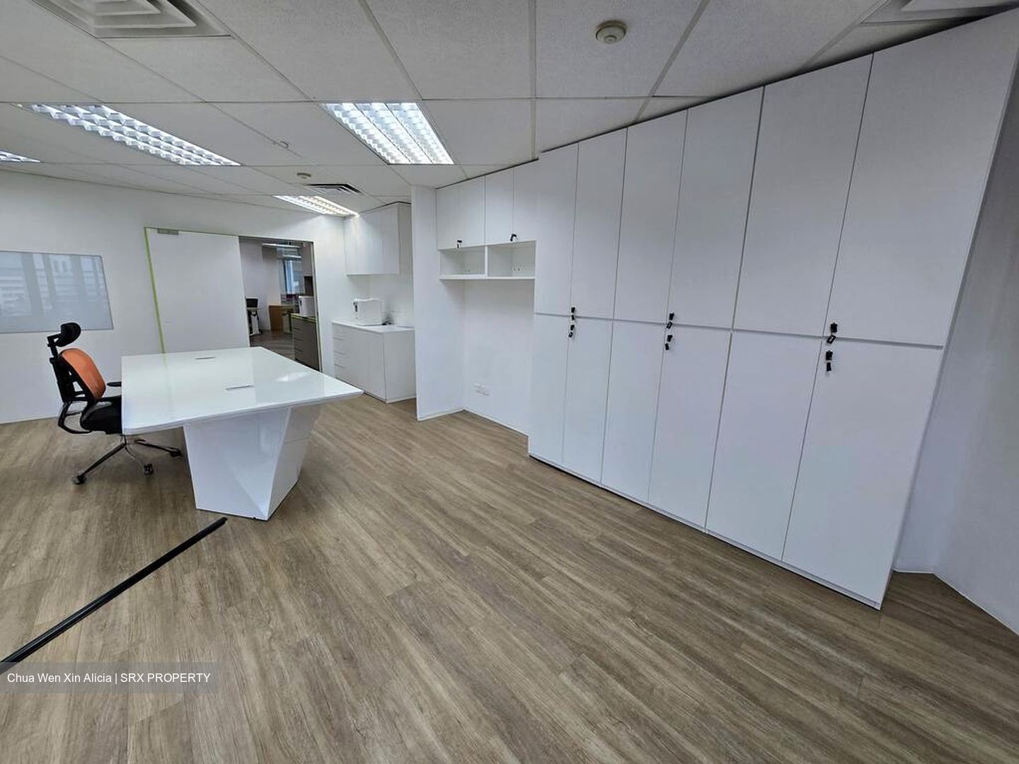 Keck Seng Tower (D1), Office #521832131